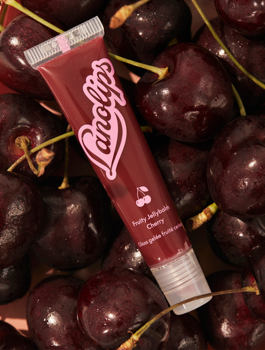 Fruity Jellybalm Cherry is a natural cherry-hued pigment that will deepen, brighten and enhance your natural lip color.
