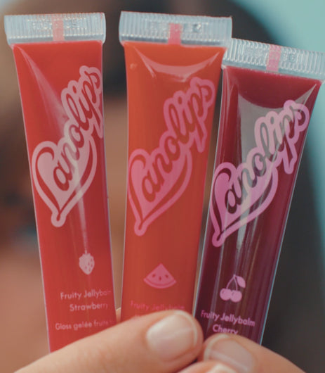 Video of Lanolips Jellybalms comes in three fruity flavors: Cherry, Strawberry and Watermelon